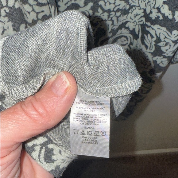 LOFT Gray and White Patterned Dress Bell Sleeves - Large - NWT. B4 - Picture 6 of 6